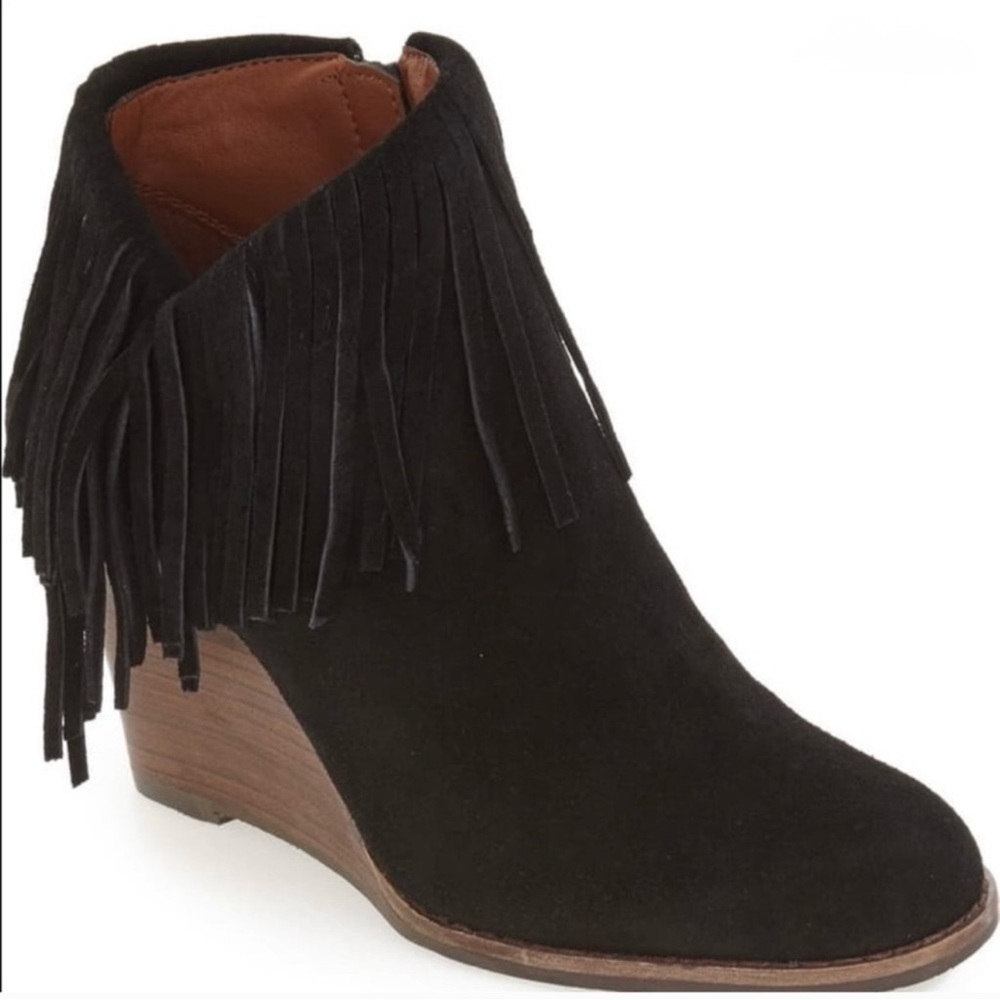 Lucky Brand Yachin fringe suede ankle boot in black with a wedge heel 9 NWT